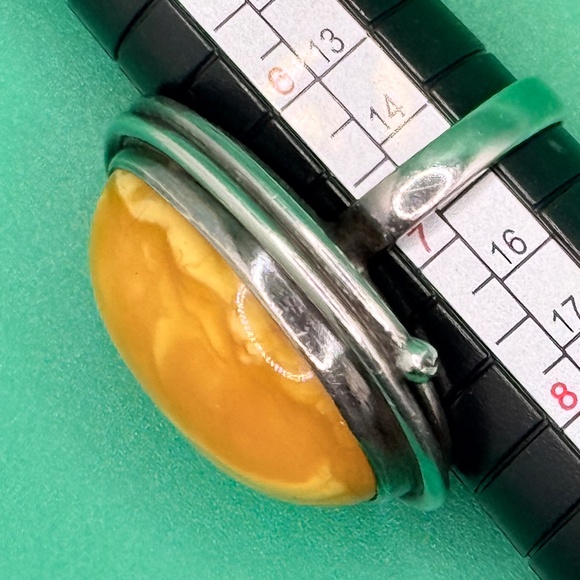 Egg Yolk Amber Set - Picture 11 of 13